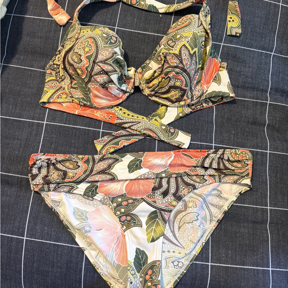 Tommy Bahama Multicolor Bikini Set